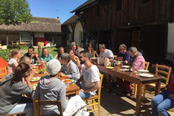 La Maison Magdalena Elle M a Regard e Comme Une Personne la-maison-magdalena-elle-m-a-regard-e-comme-une-personne